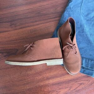 Clark’s Men's Brown Suede Shoes